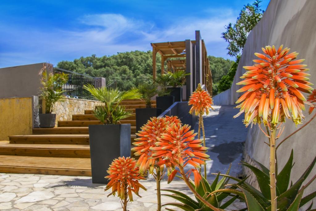 Ionian Eye Design Studios & Spa Mesongí Exterior foto