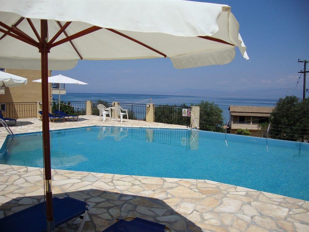 Ionian Eye Design Studios & Spa Mesongí Exterior foto