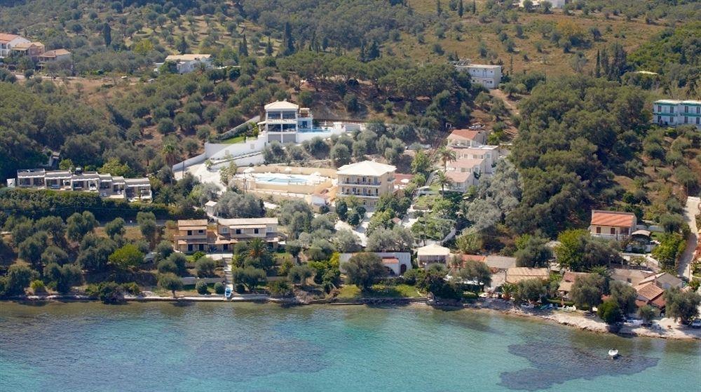 Ionian Eye Design Studios & Spa Mesongí Exterior foto